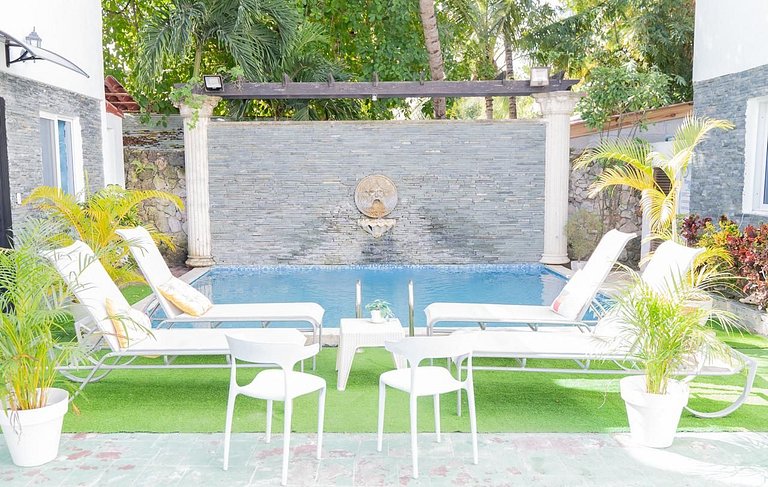 Villa a pasos de la playa Los Corales Punta Cana