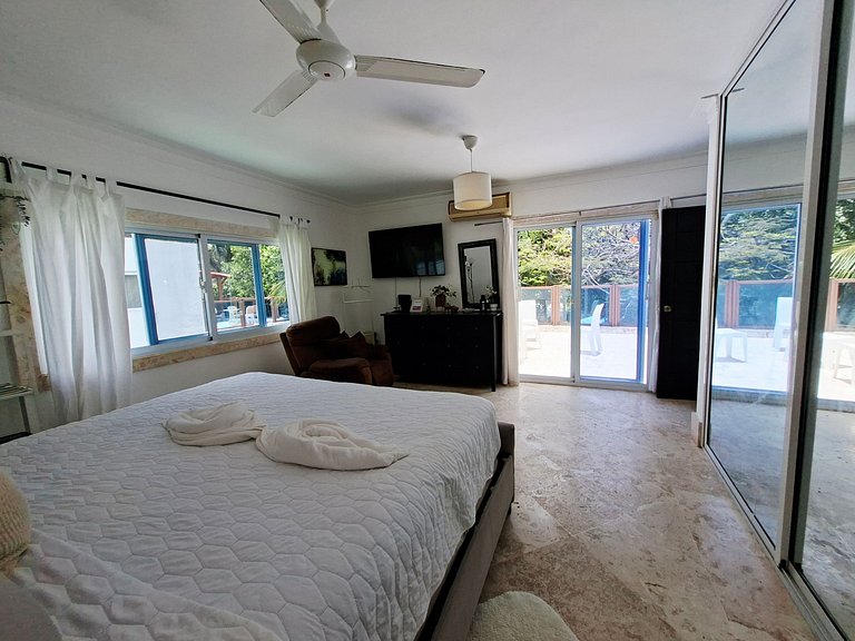 Villa a pasos de la playa Los Corales Punta Cana