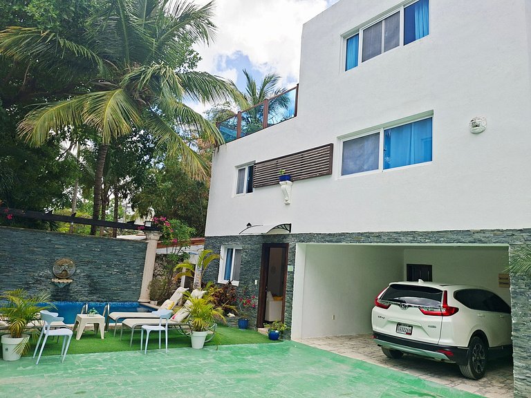 Villa a pasos de la playa Los Corales Punta Cana